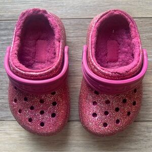Toddler Classic Lined Chunky Pink Glitter Crocs 💖